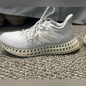 LIKE NEW adidas 4DFWD 4 Ultraboost